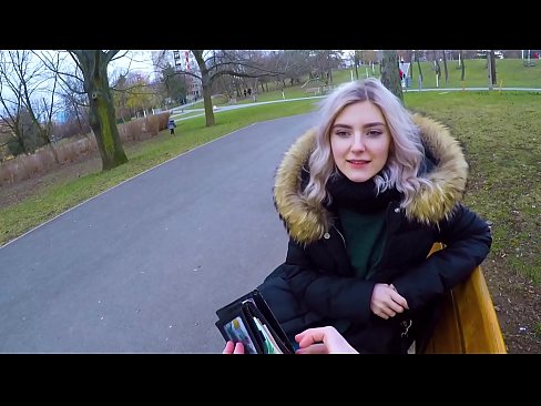 ❤️ Menelan air mani panas orang asing untuk wang - blowjob di taman oleh Eva Elfie seks super di lucah ms.assistentai.ru